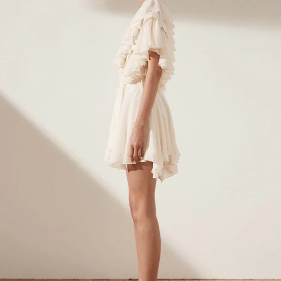 STELLA RUFFLE DRAWSTRING MINI DRESS
NWOT - Picture 2 of 8